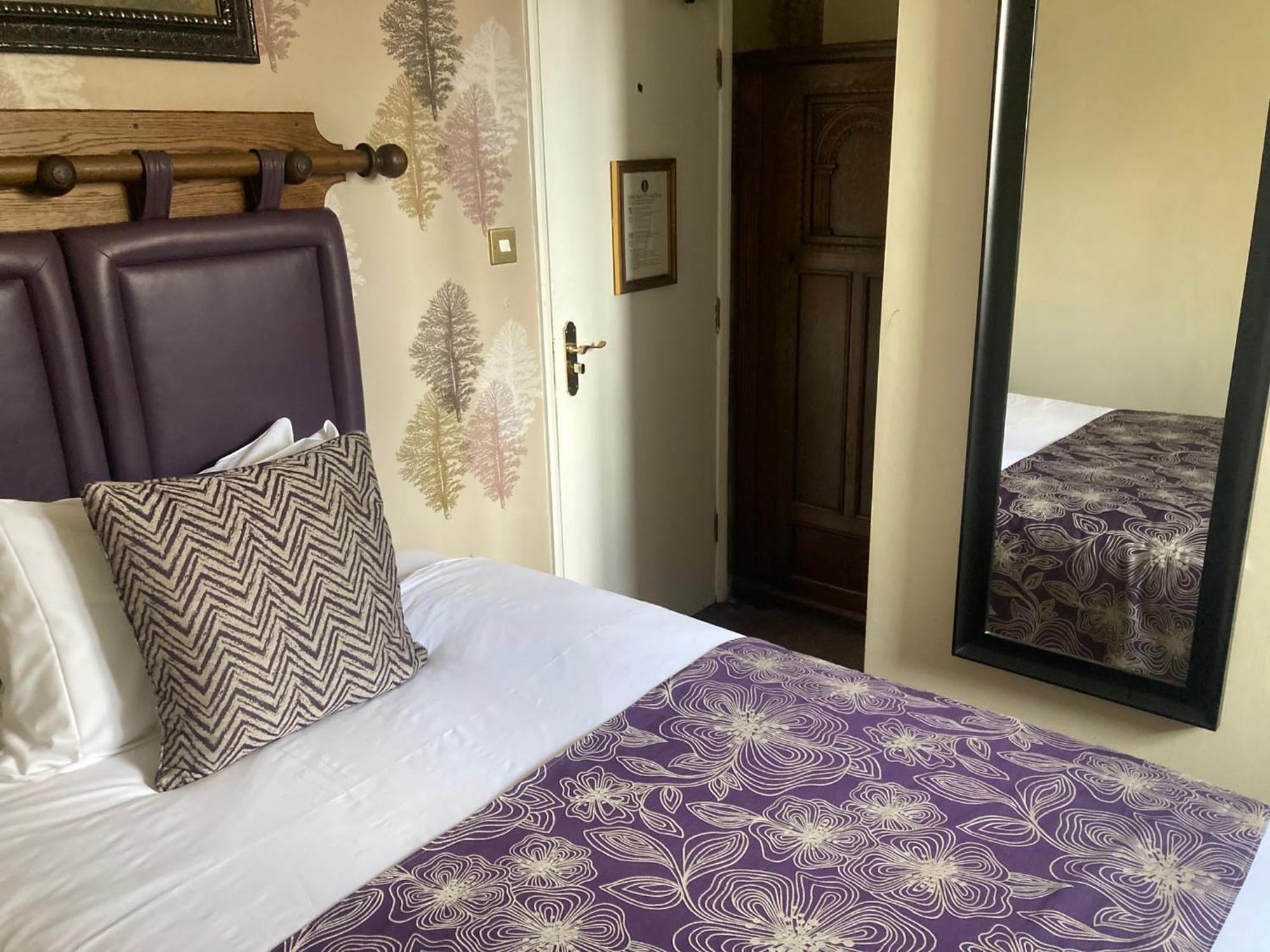 Saracens Head Hotel By Greene King Inns Towcester Esterno foto